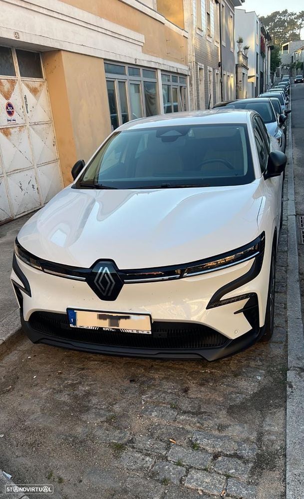 Renault Mégane 1.5 Blue dCi Equilibre EDC - 4