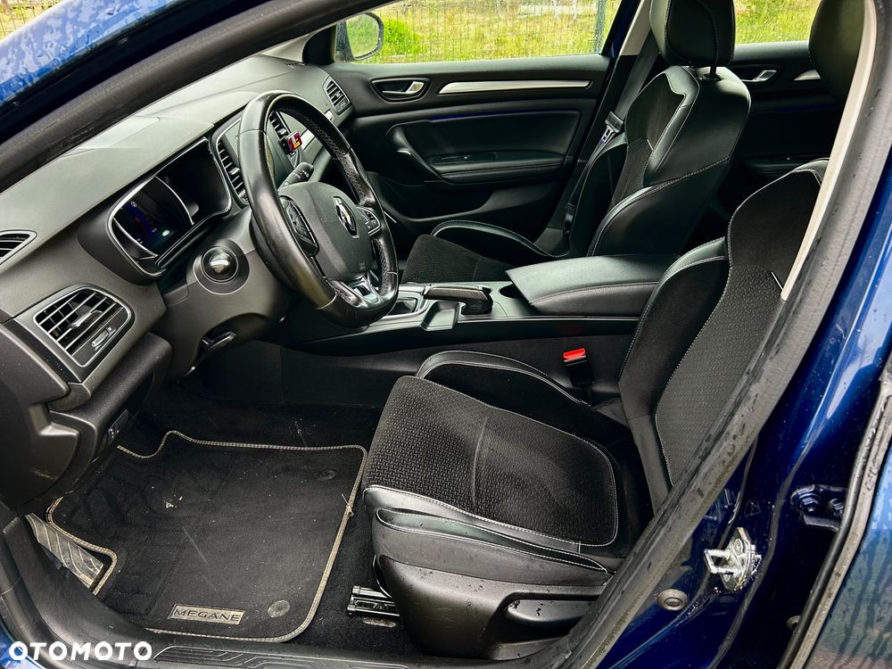 Renault Megane 1.7 Blue dCi Intens EDC - 11