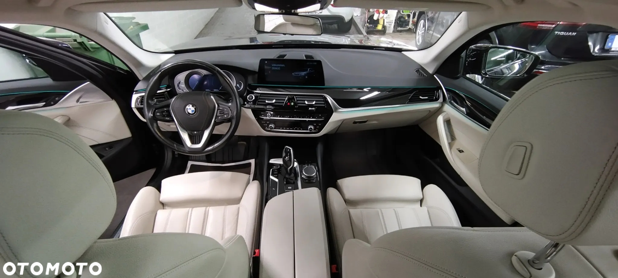 BMW Seria 5 520d Touring Sport Line - 9