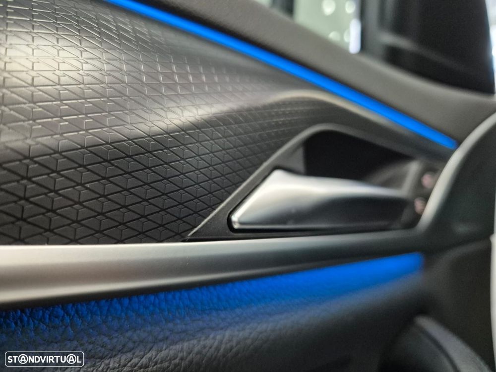 BMW 530 e Pack M - 16