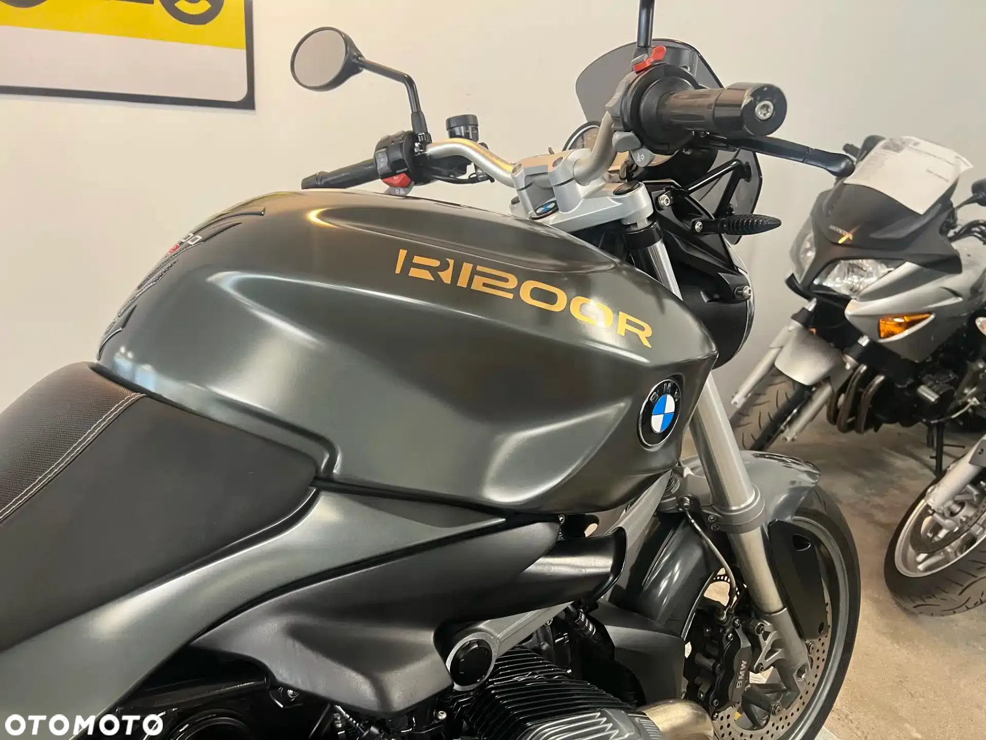 BMW R - 13