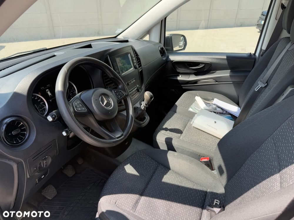 Mercedes-Benz VITO - 9
