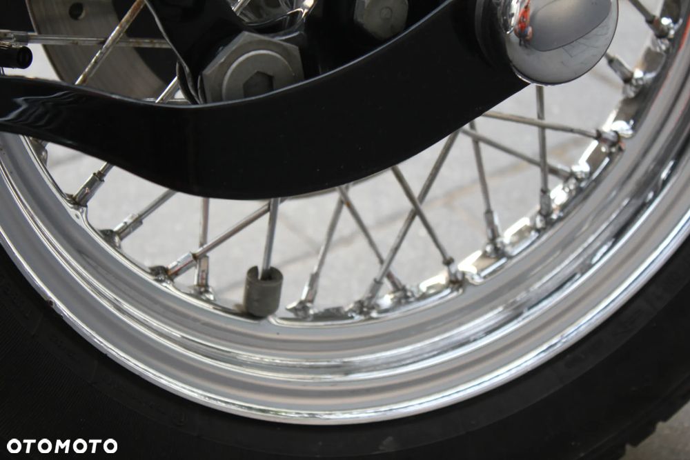 Harley-Davidson Softail Springer Classic - 26