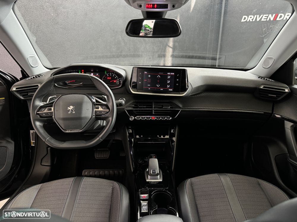 Peugeot 2008 1.2 PureTech Allure EAT8 - 6