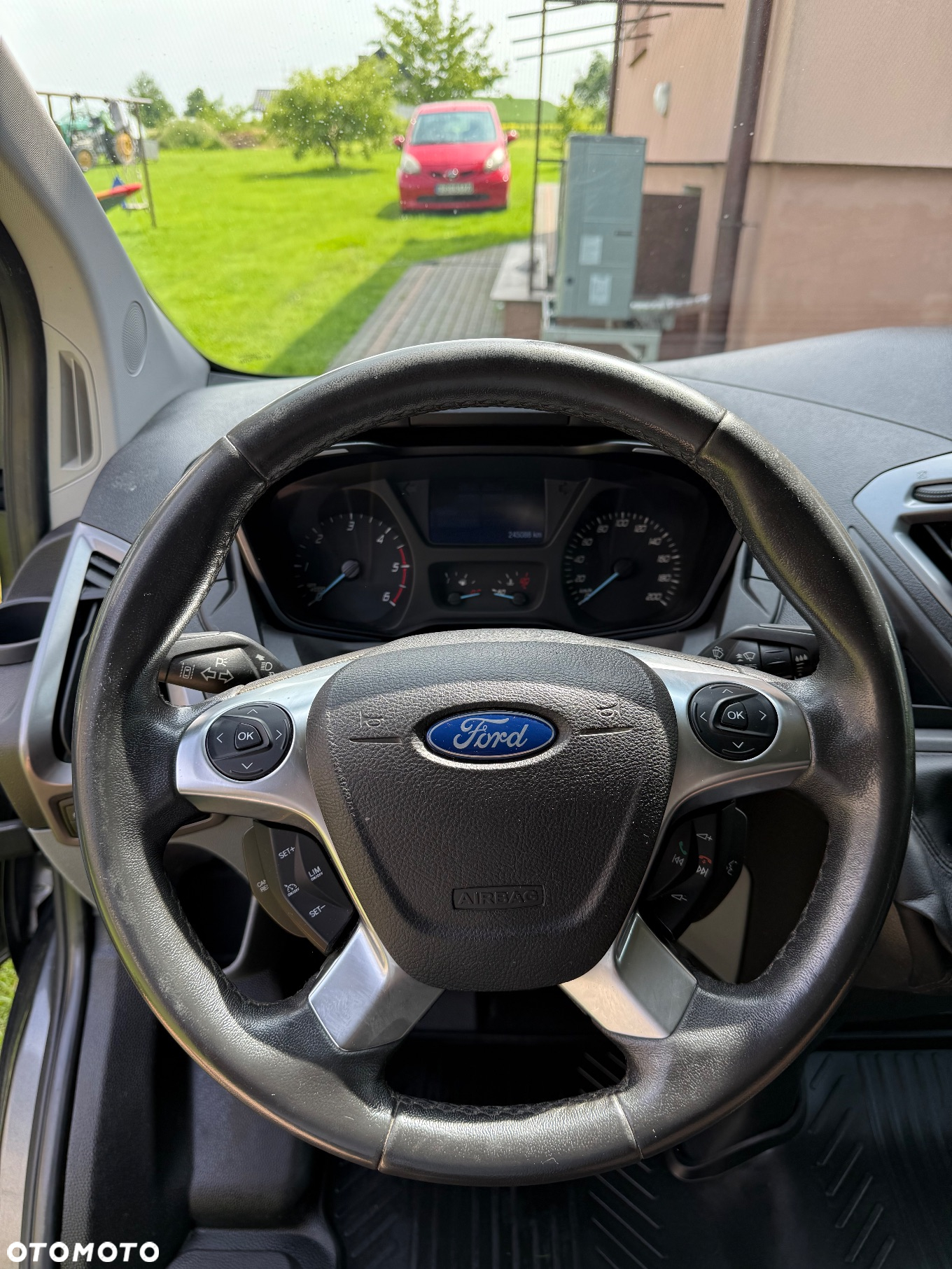 Ford Transit Coustom - 16
