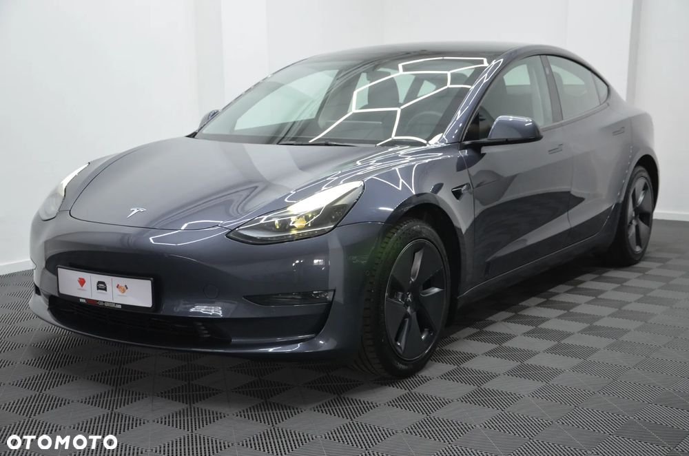 Tesla Model 3 Langstreckenbatterie Allradantrieb Dual Motor - 4