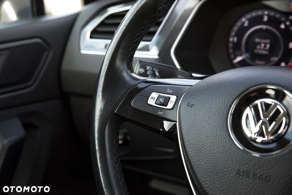 Volkswagen Tiguan 2.0 TDI SCR Elegance - 31