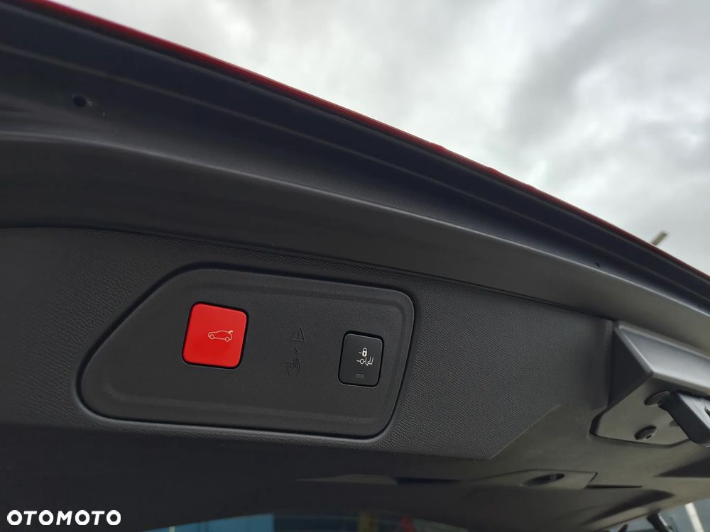Peugeot 3008 1.6 PureTech Hybrid PHEV Allure Pack S&S EAT8 - 19