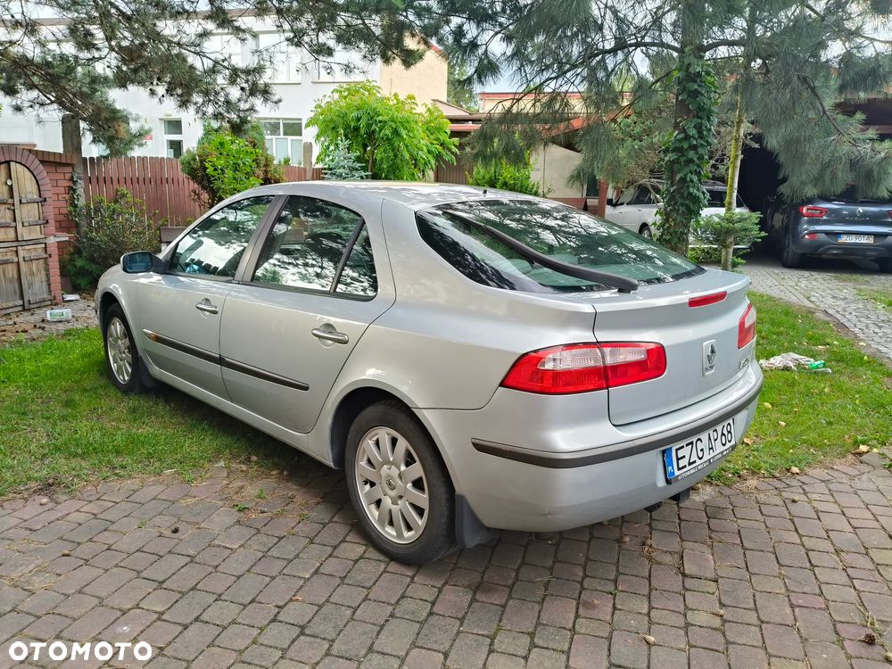 Renault Laguna 1.9 dCi Privilege - 4