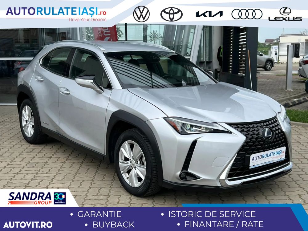 Lexus UX 250h Business Edition - 2