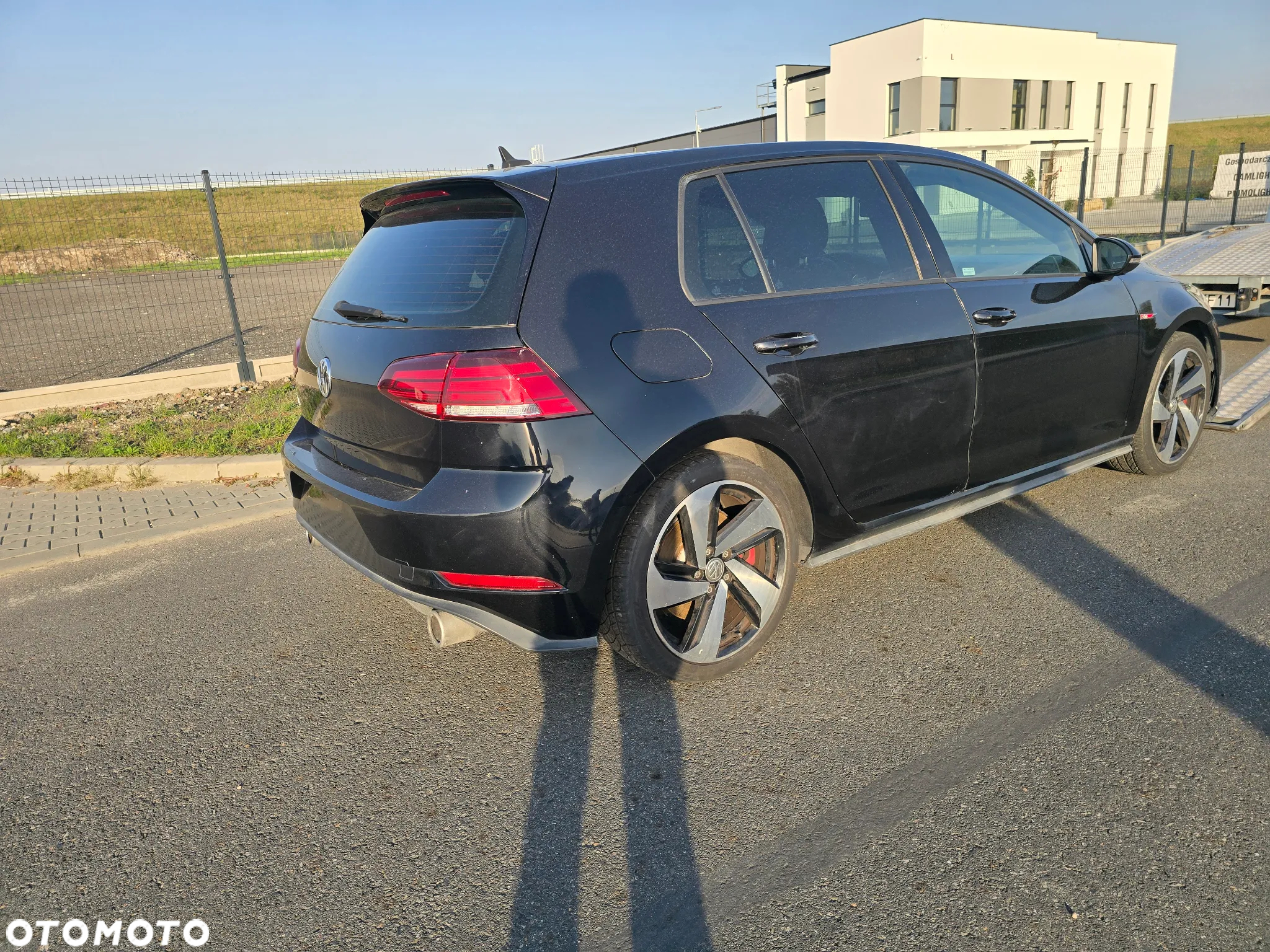 Volkswagen Golf GTI Performance BlueMotion Technology DSG - 4