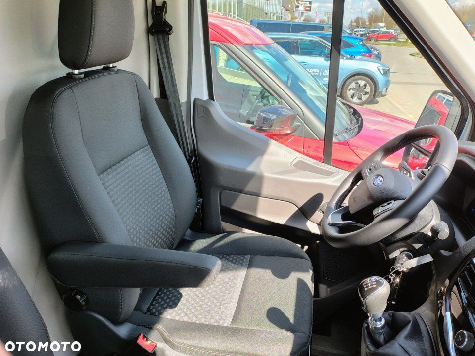 Ford Nowy Transit - 9