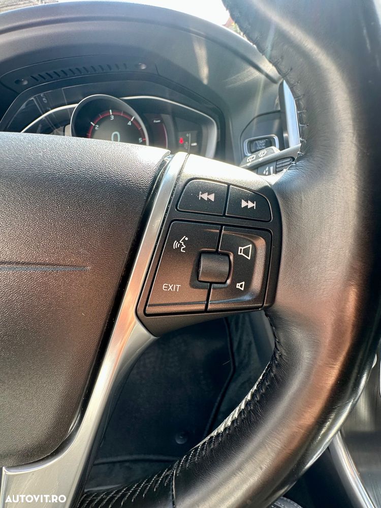 Volvo XC 60 D4 VEA Start-Stop Momentum - 22