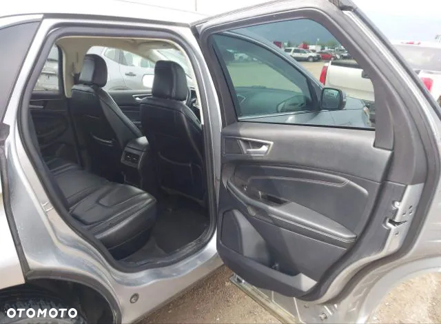 Ford Edge - 6