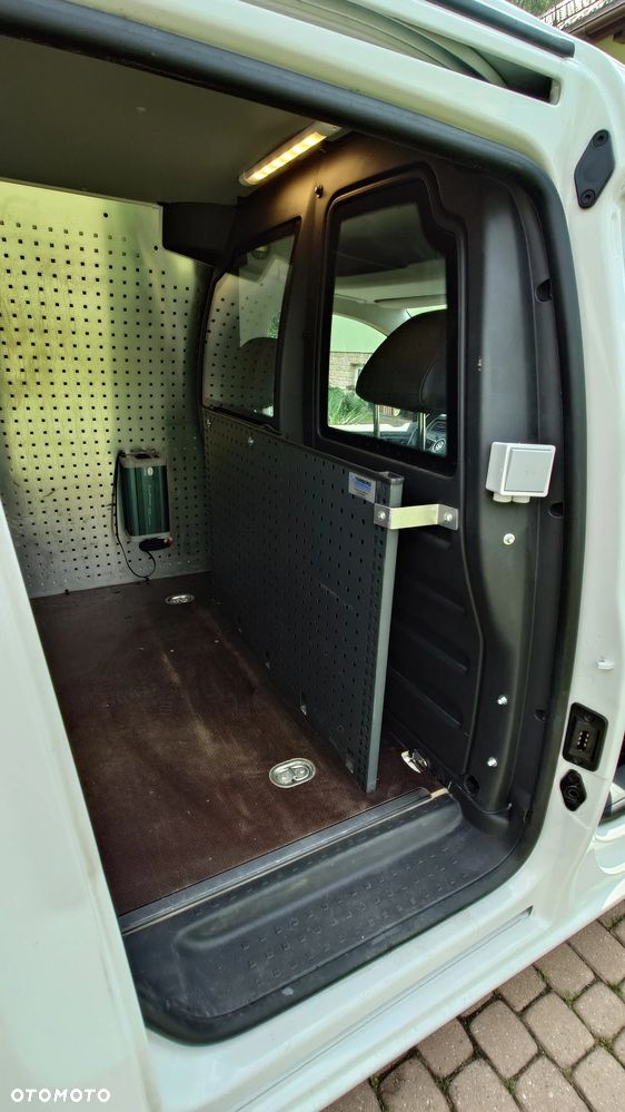 Volkswagen Caddy - 14