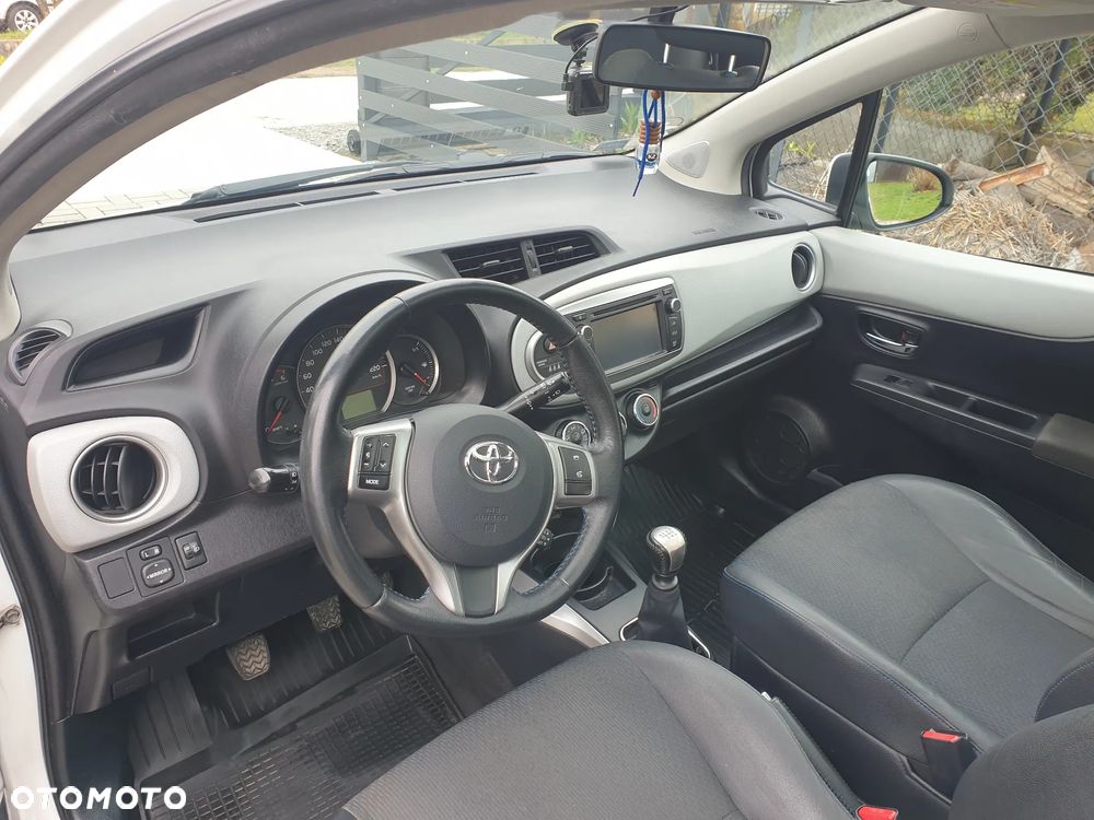 Toyota Yaris 1.4 D-4D Executive - 8