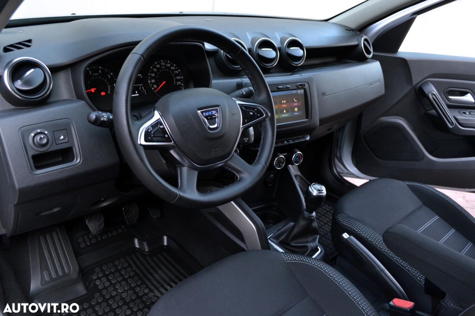 Dacia Duster TCe 130 GPF Prestige jante 17" - 8