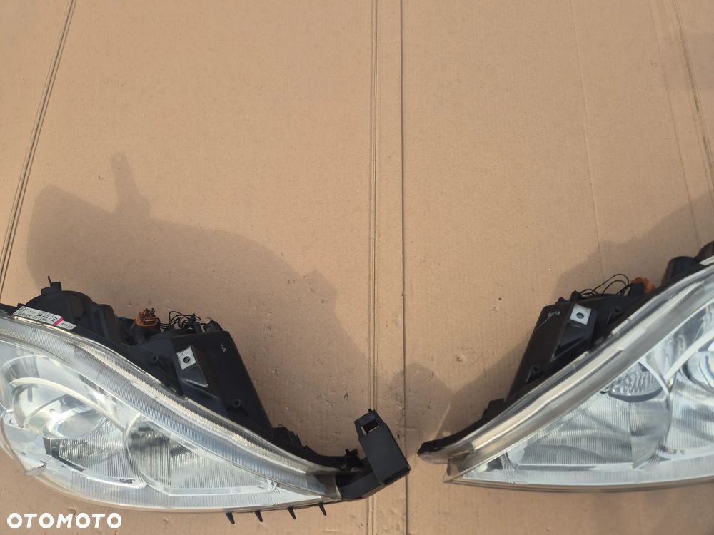 Mazda 5 komplet lamp.Soczewki 2005-2010.OE.100% - 7