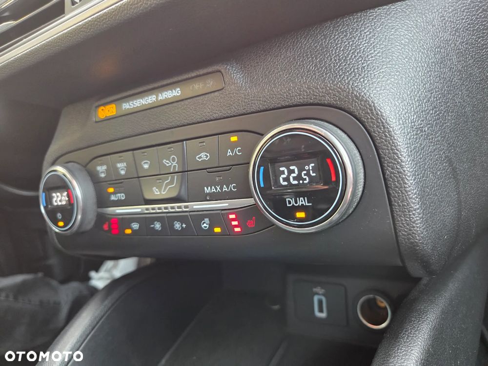 Ford Focus 1.5 EcoBlue Titanium Business - 26