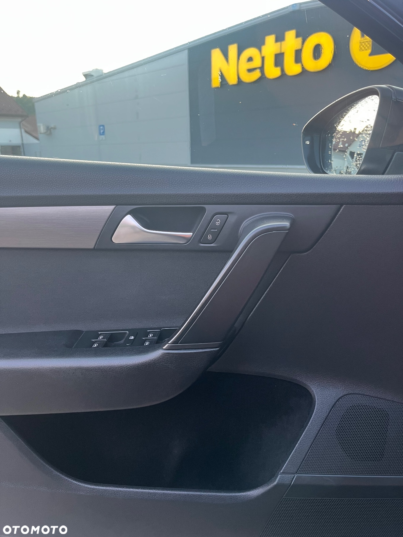 Volkswagen Passat 1.6 TDI DPF BlueMot Comfortline - 18