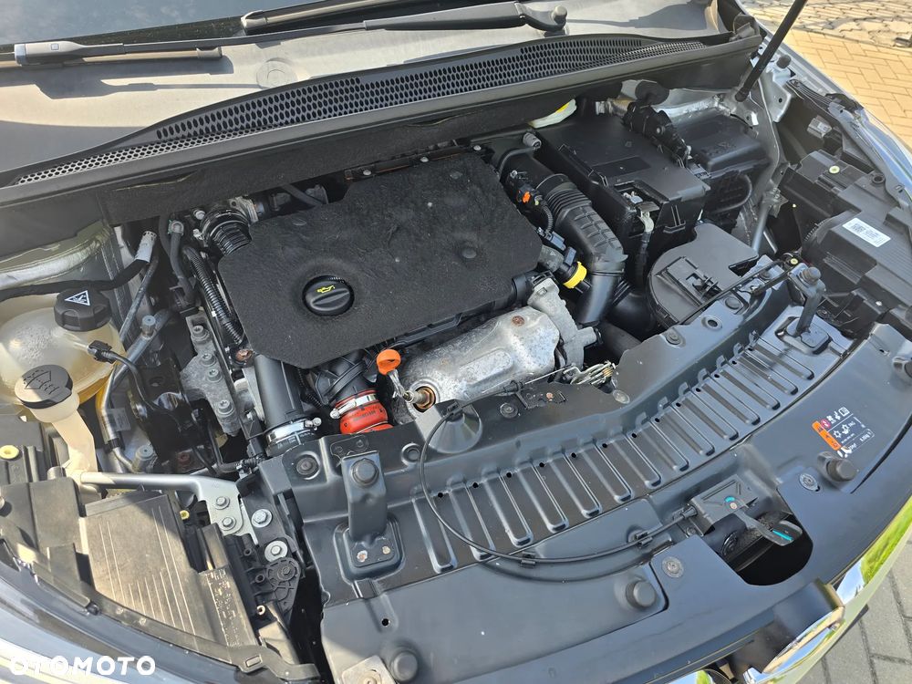 Opel Crossland X - 16