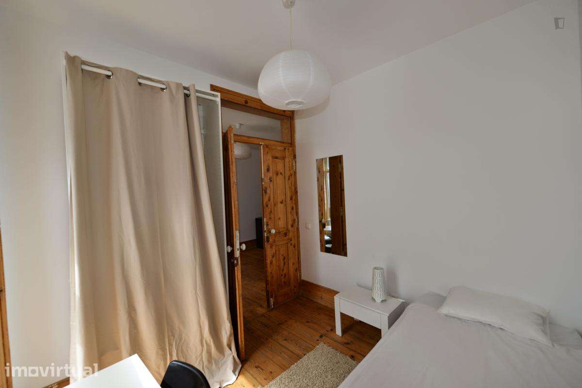 Quarto - localizado em Santa Apolónia Lisbon - Grande imagem: 2/12