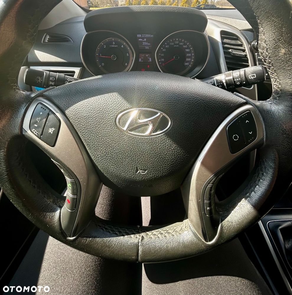 Hyundai i30 1.4 CRDi Classic + - 11