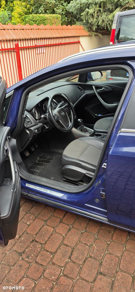 Opel Astra 2.0 CDTI DPF Cosmo - 14