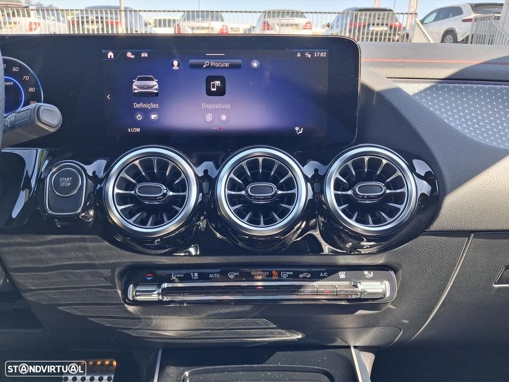 Mercedes-Benz EQA 250+ AMG Line - 20