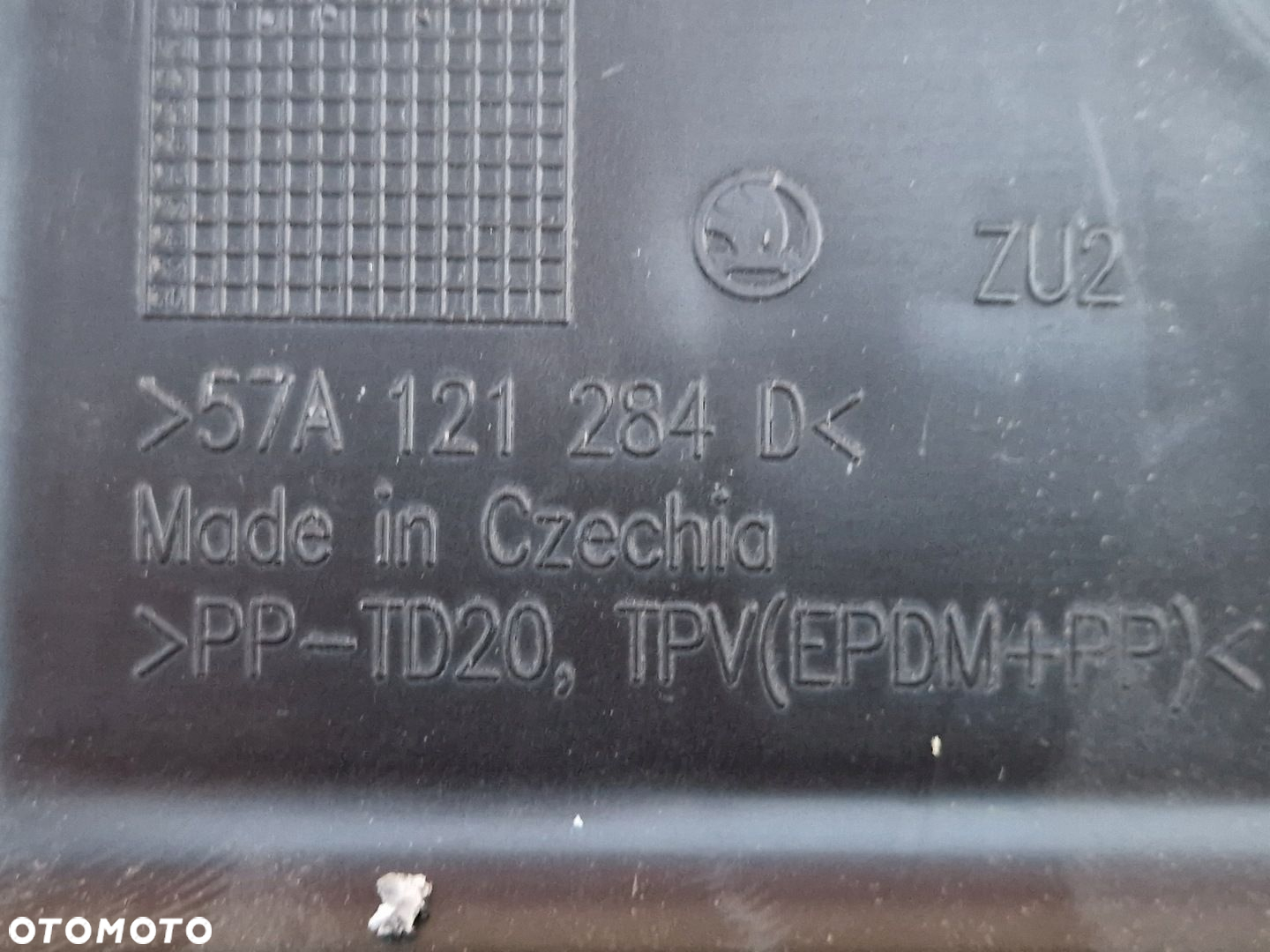 KAROQ OSLONA POWIETRZA PRAWA 57A121284D kierownica wlotu NOWA ORYGINAŁ - 3