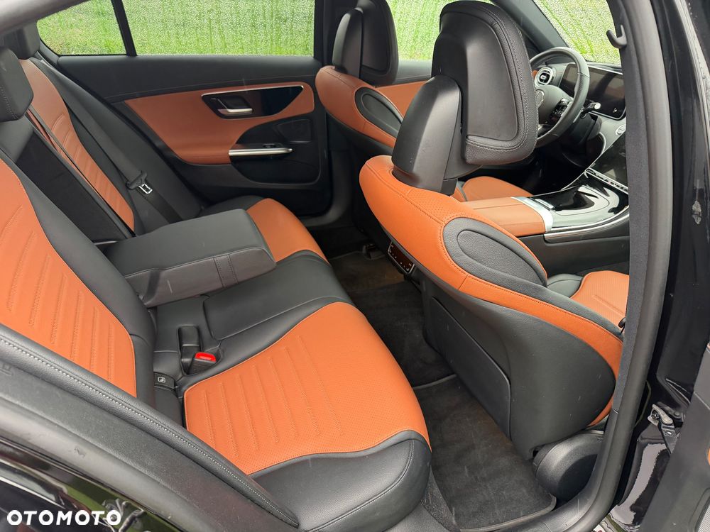 Mercedes-Benz Klasa C 220 d mHEV 4-Matic AMG - 13