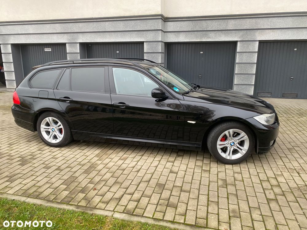 BMW Seria 3 318i - 6
