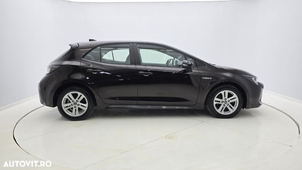 Toyota Corolla - 5