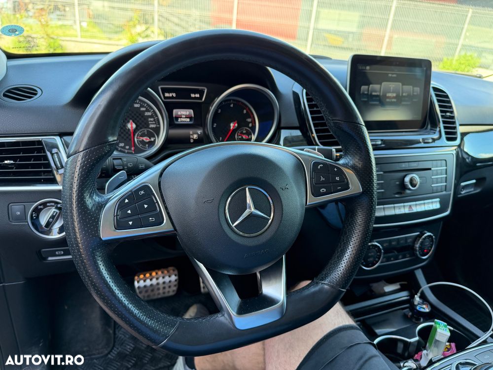 Mercedes-Benz GLE 250 d 4MATIC - 11