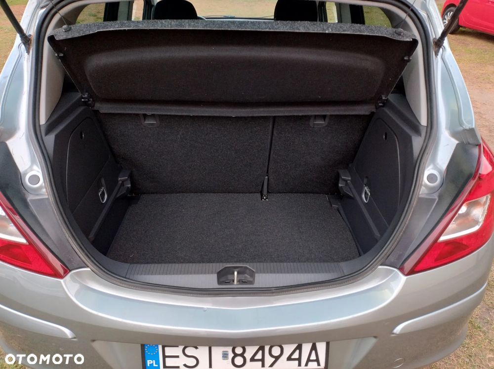 Opel Corsa 1.2 16V Edition 150 - 21