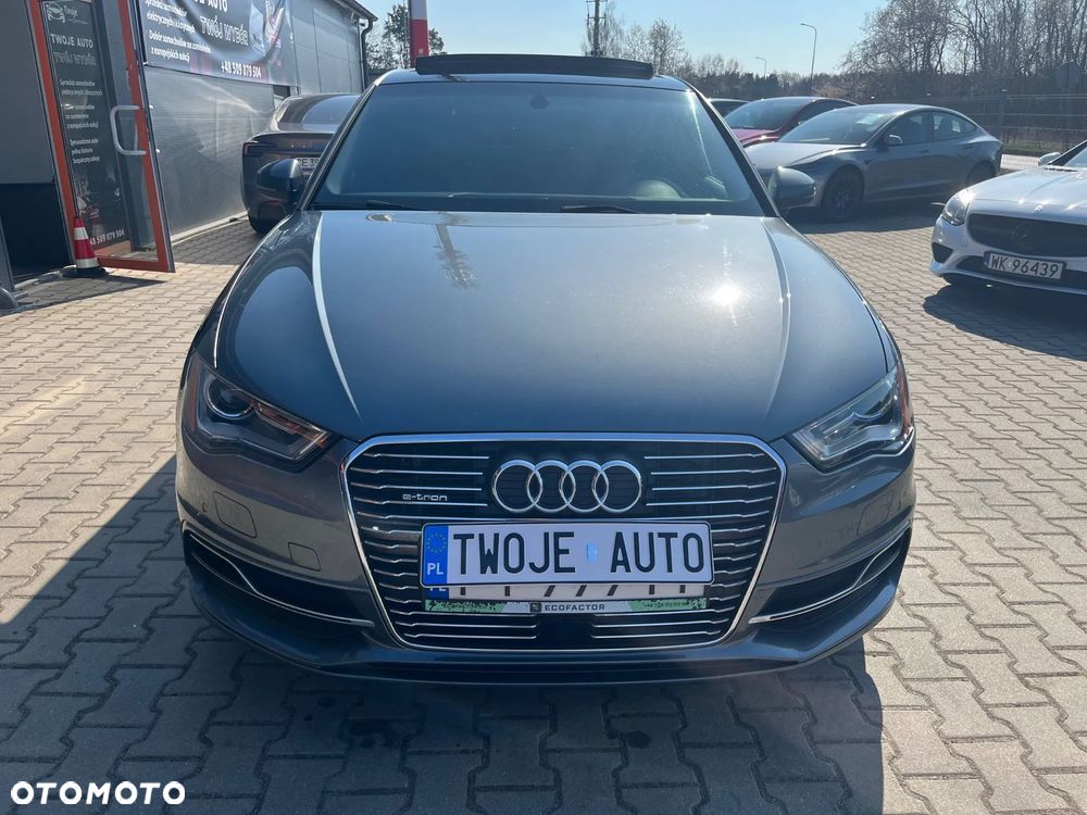 Audi A3 Sportback - 2