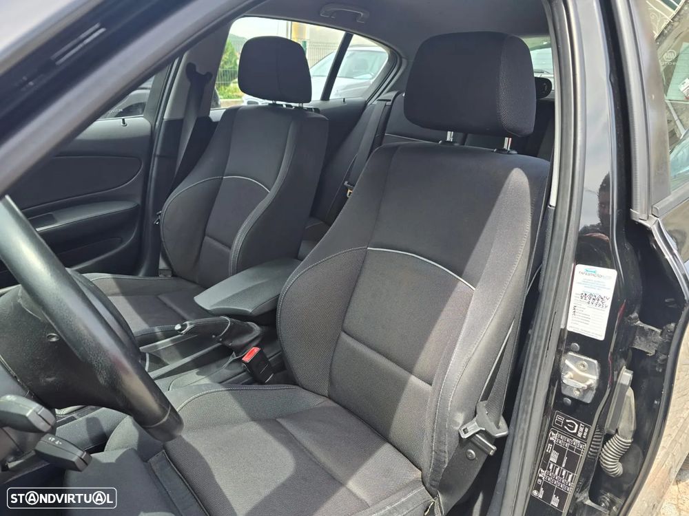 BMW 116 d Line Sport - 9