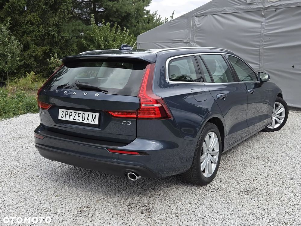 Volvo V60 D3 Momentum Pro - 39