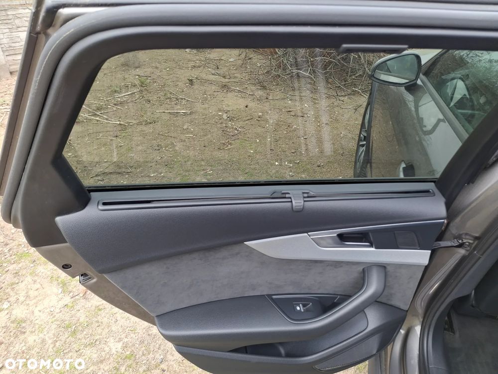 Audi A4 Allroad - 16