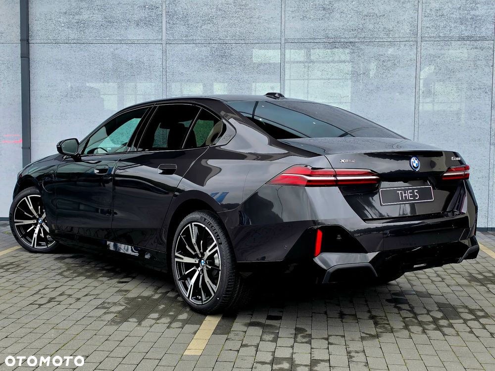 BMW 5 Series 2026 photo 3