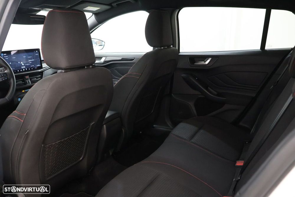 Ford Focus SW 1.5 TDCi EcoBlue ST-Line - 7