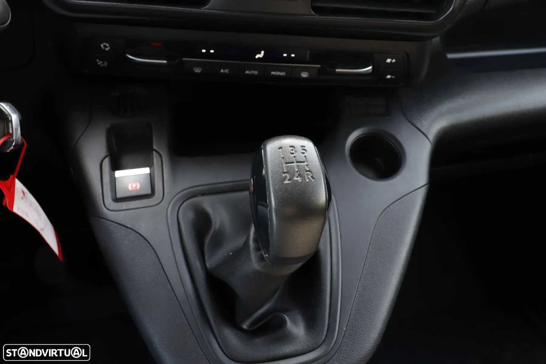 Peugeot Partner - 24