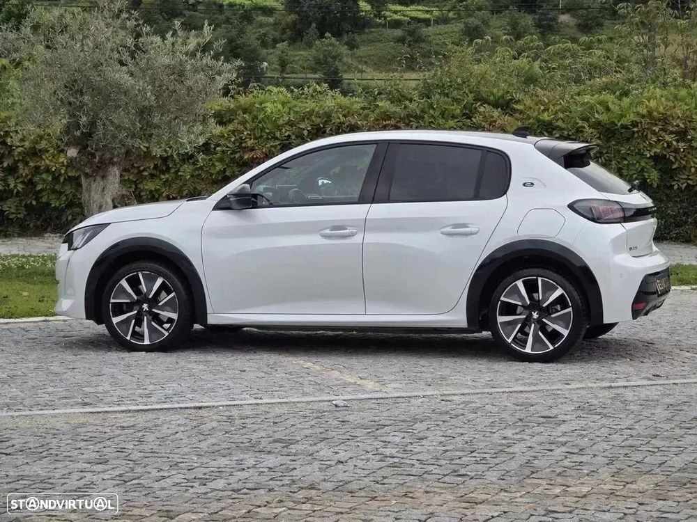 Peugeot e-208 50 kWh GT Line - 13