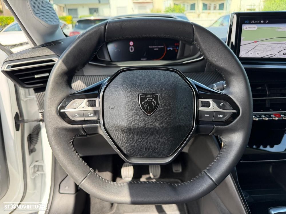 Peugeot 208 1.2 PureTech Allure - 20