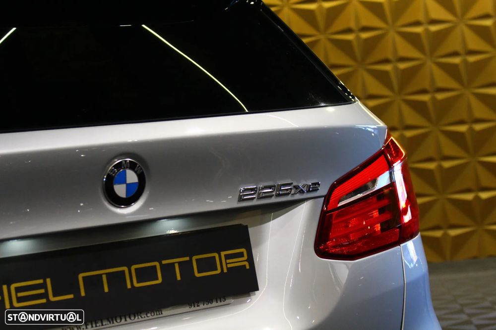 BMW 225xe Active Tourer Line Luxury - 13