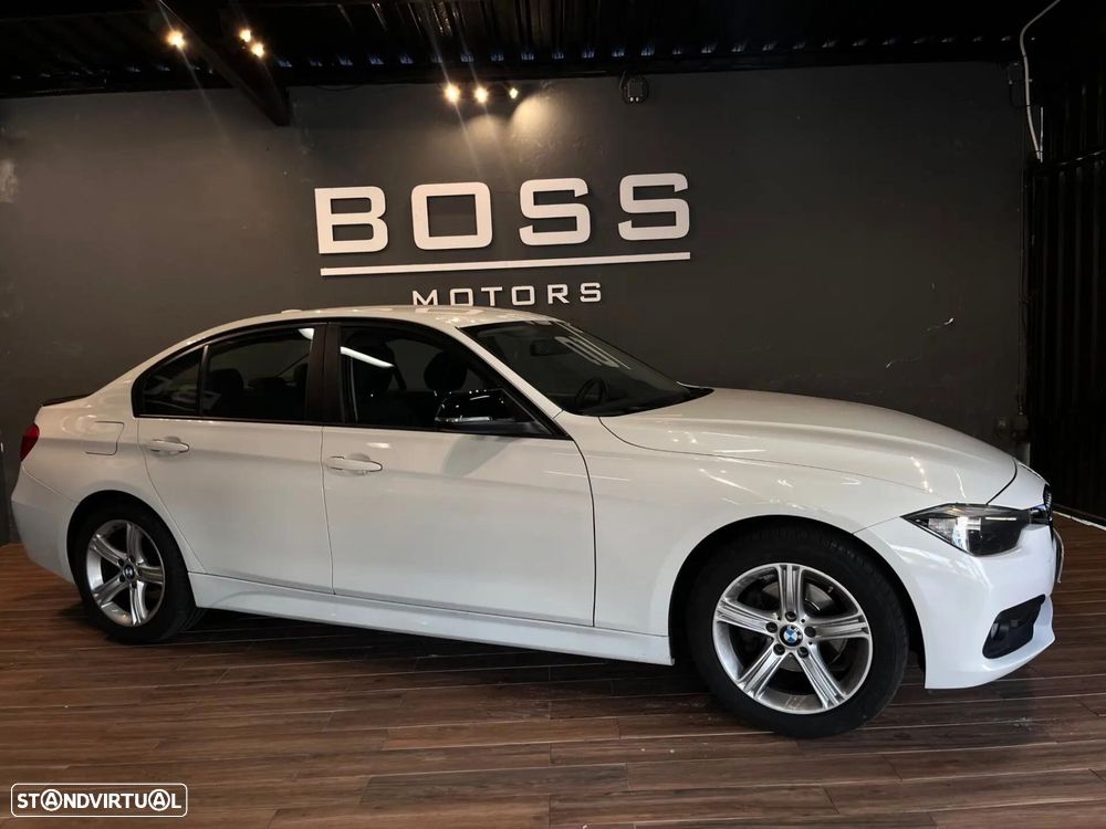 BMW 318 d Line Sport - 5