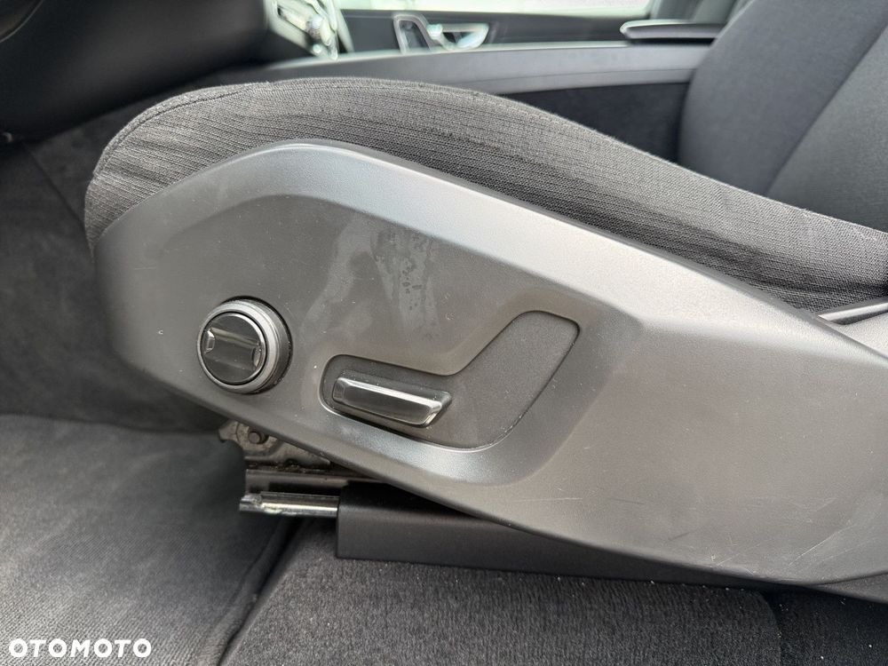 Volvo XC 60 - 13