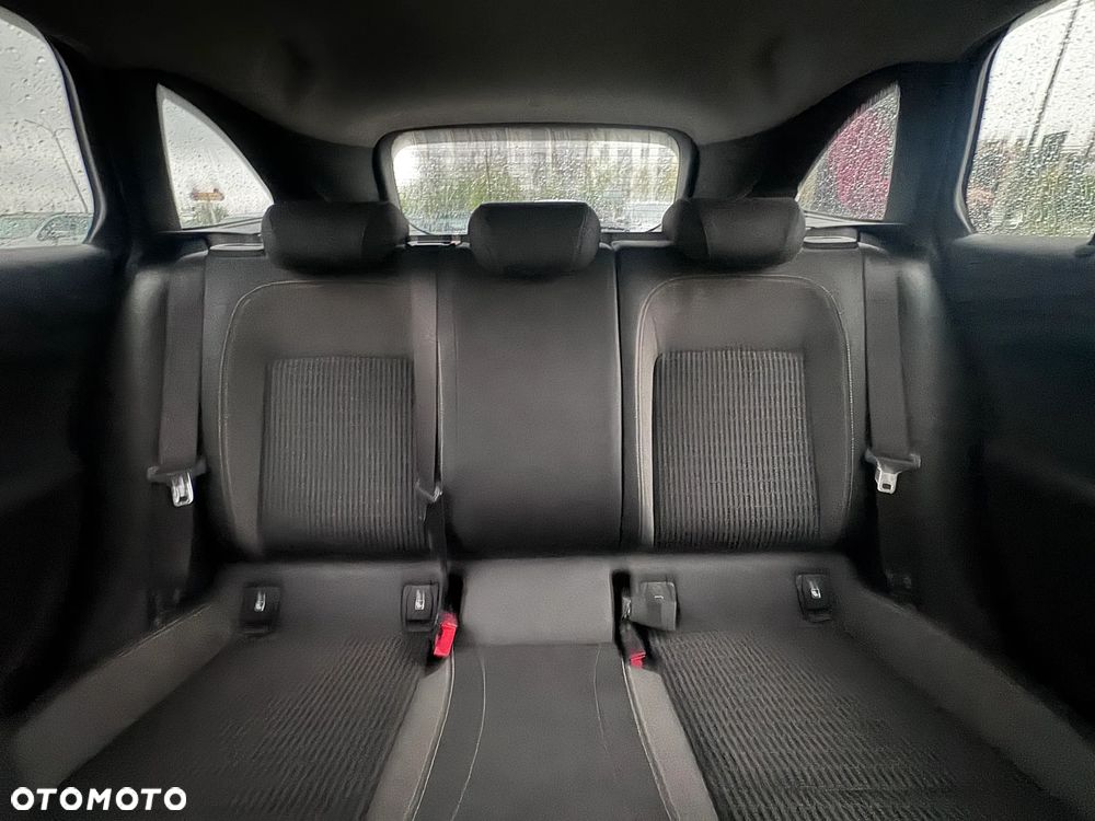 Opel Astra 1.2 T Business Elegance S&S - 8