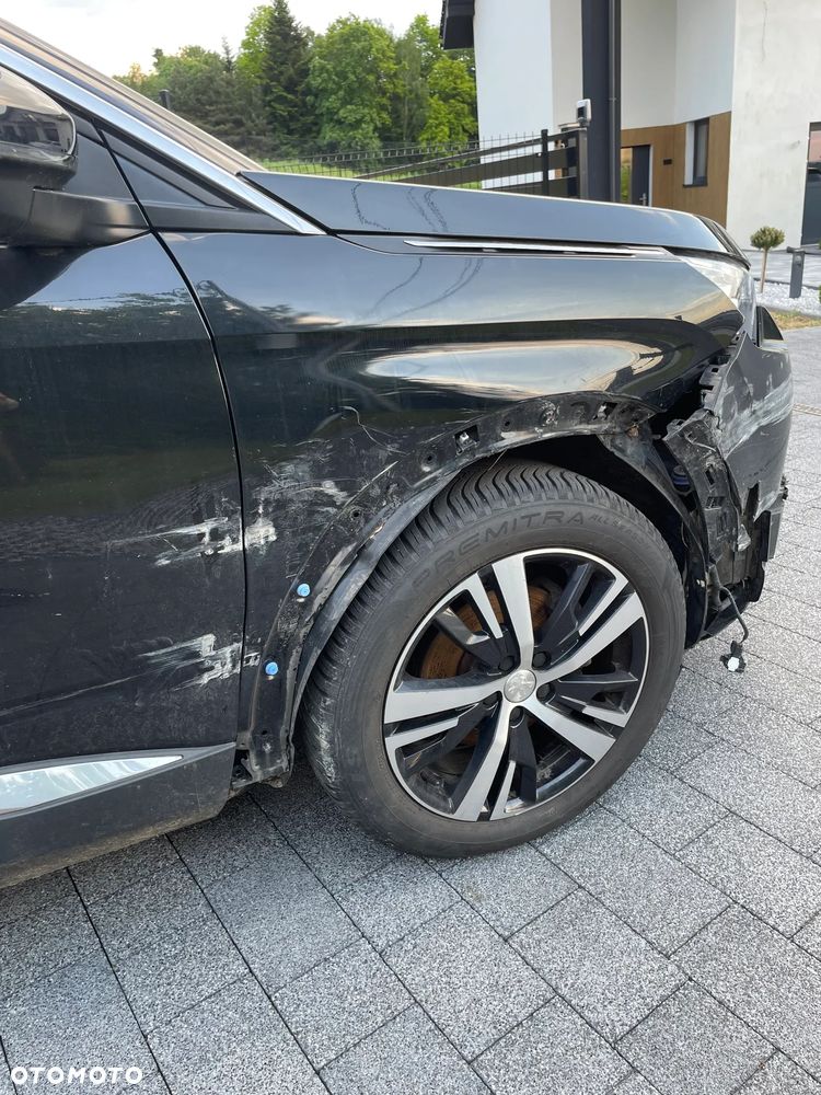 Peugeot 5008 BlueHDi 120 EAT6 Allure - 22