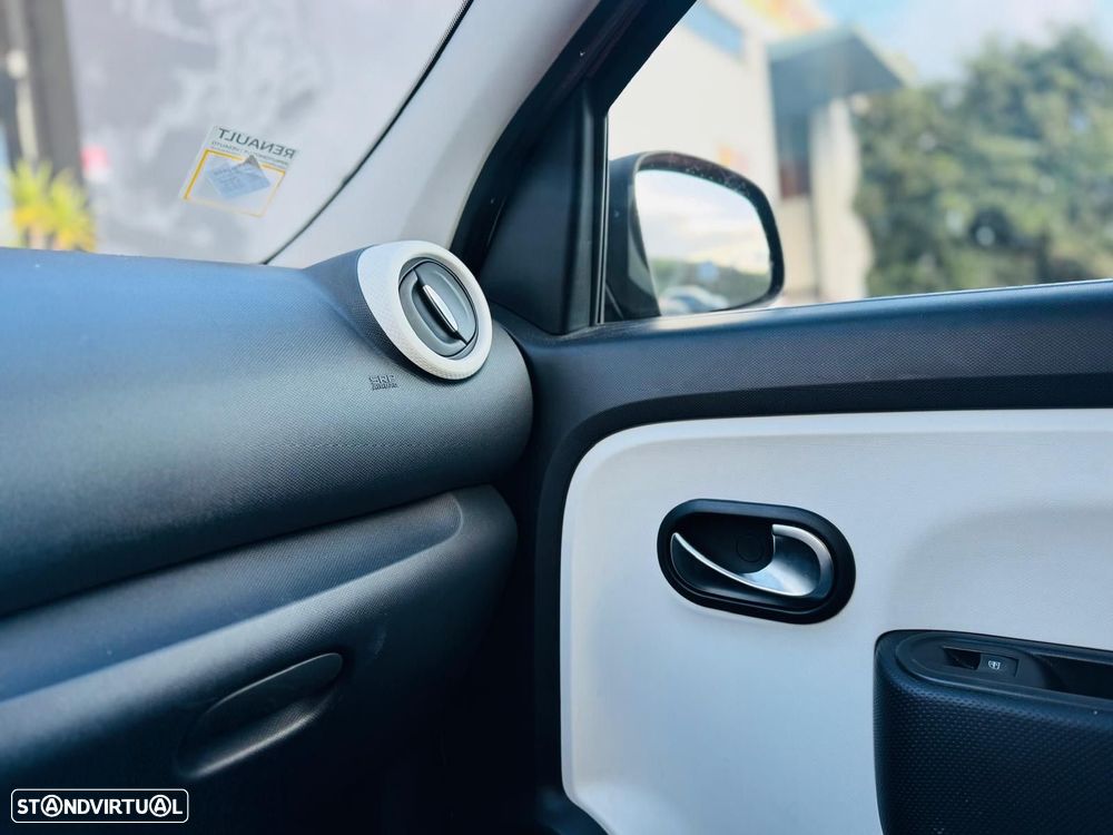 Renault Twingo 1.0 SCe Intens - 31